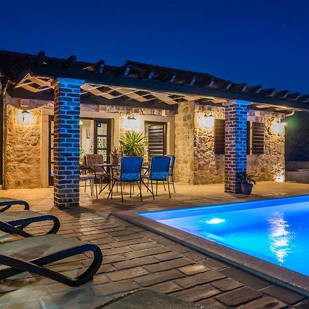 Holiday Home Sandra Sukošan Esterno foto