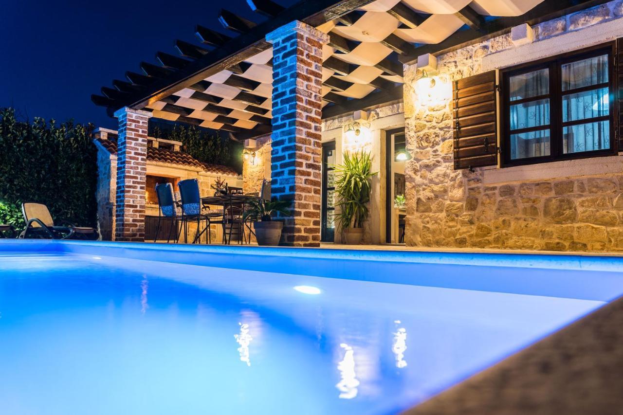 Holiday Home Sandra Sukošan Esterno foto