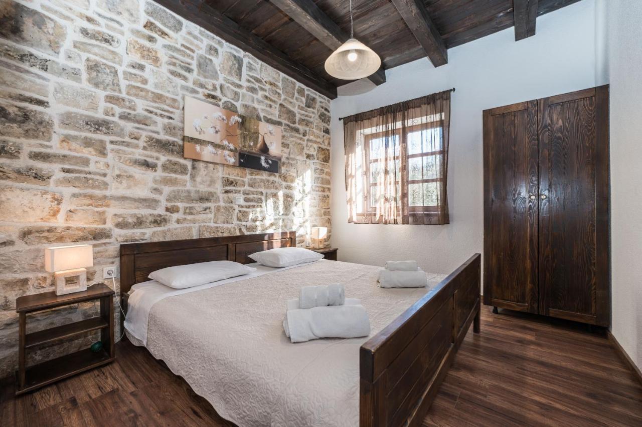 Holiday Home Sandra Sukošan Esterno foto