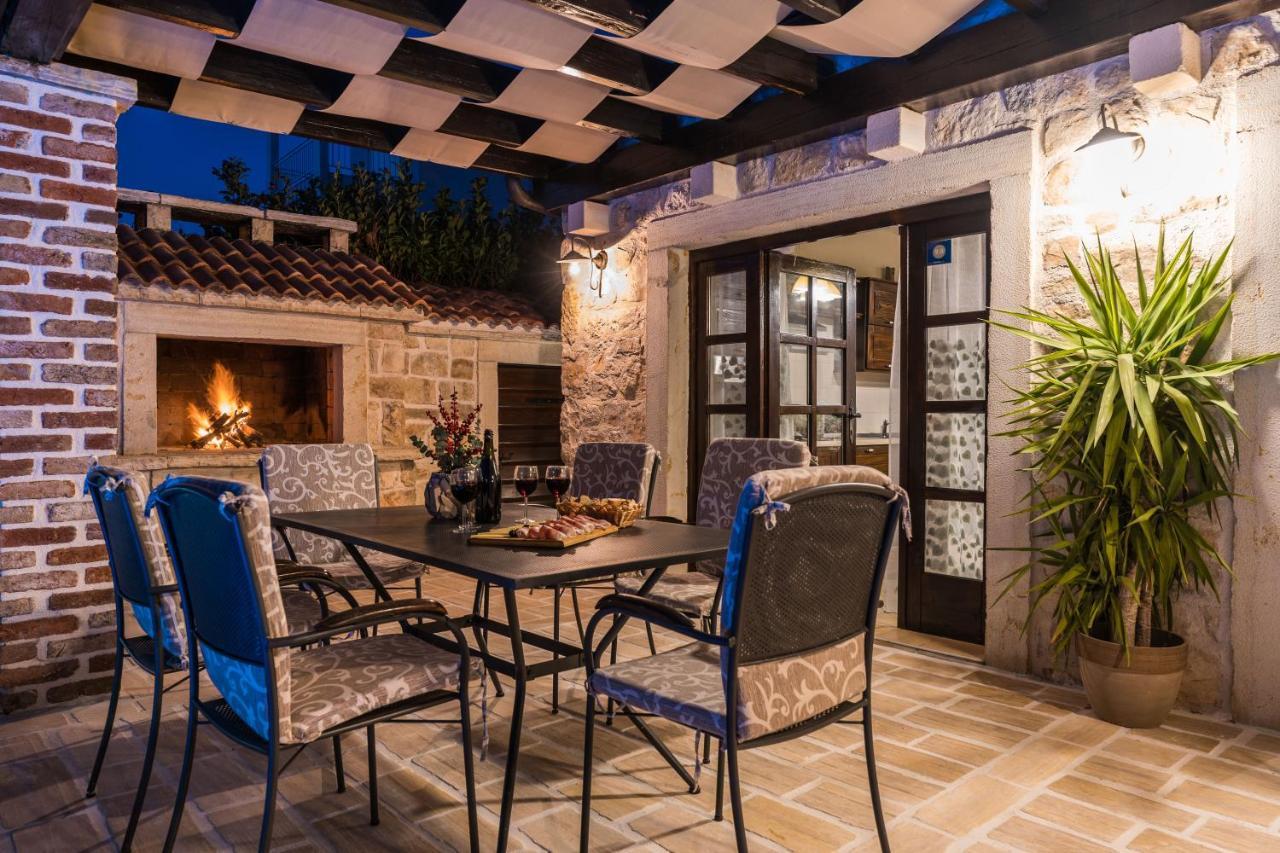 Holiday Home Sandra Sukošan Esterno foto